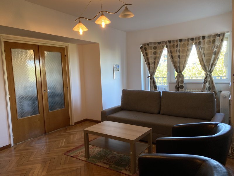 Inchiriere Apartament 4 Camere Unirii Fantani Super Ocazie Piata Unirii Anuntul Ro E0r3y1